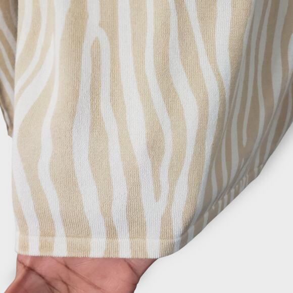 J. Mclaughlin Modal Stretch Zebra Print Sweater Lightweight Tan Cream Medium - Picture 6 of 14